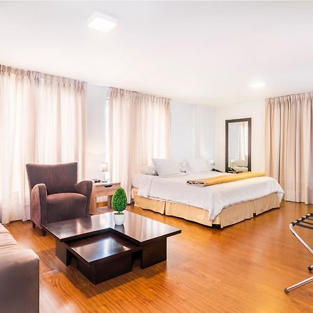 Lloyds Apartasuites Parque 93 Bogotá Kültér fotó