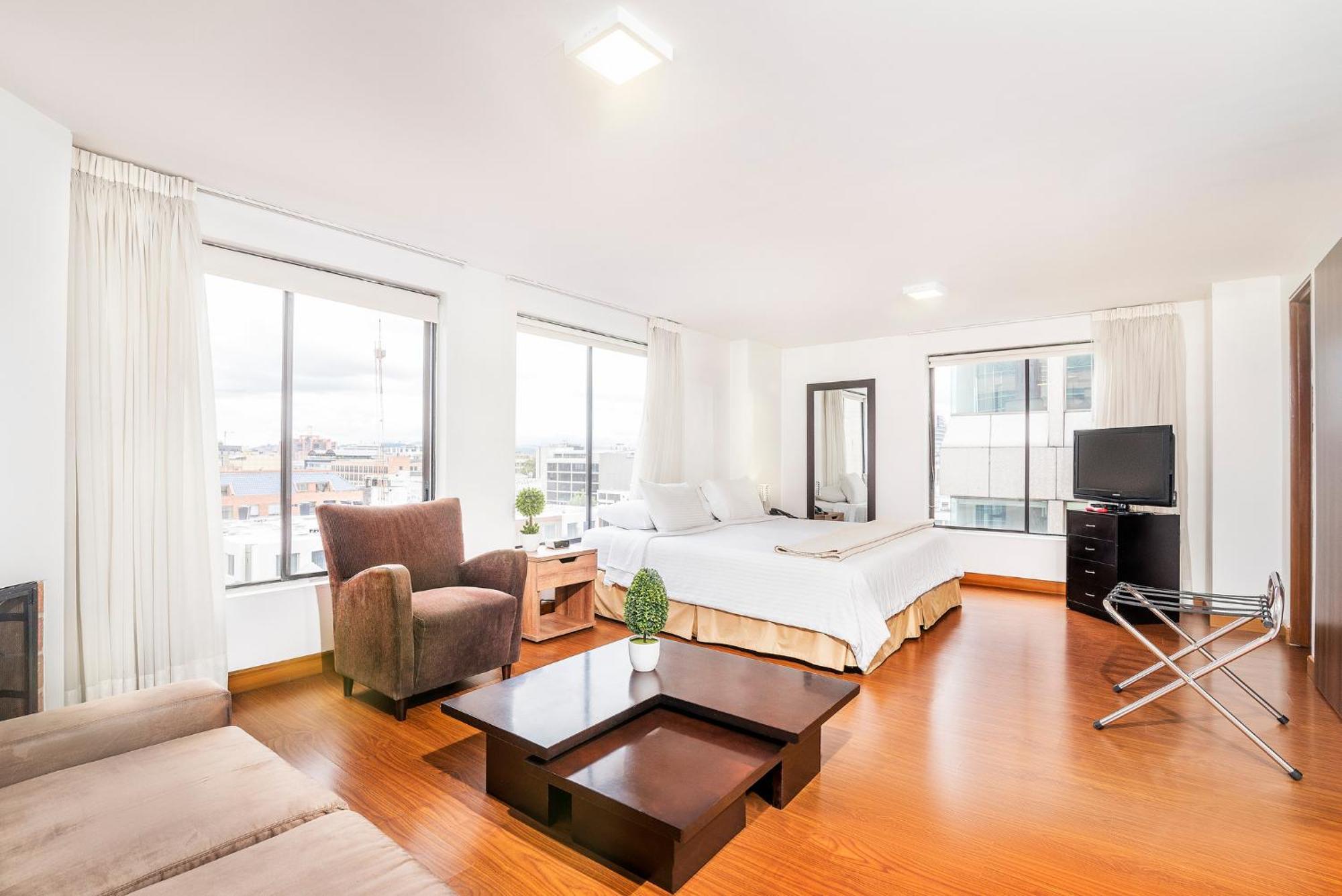 Lloyds Apartasuites Parque 93 Bogotá Kültér fotó